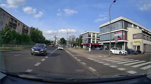 Kamera Samochodowa na Kartę SIM 4G GPS ORLLO JC182 OUTLET IDEALNY