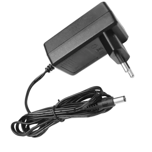 Ładowarka do Panelu Fotowoltaicznego SM6030 PRO